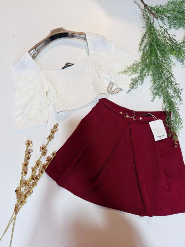 bershka-skirt  stradivarius