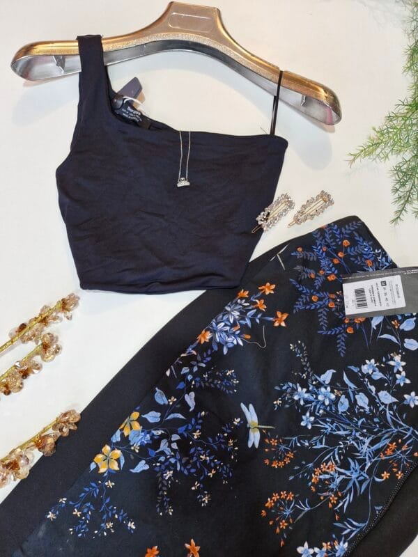 ⁦bershka-skirt  top skirt⁩ - الصورة ⁦2⁩