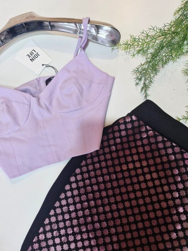 ⁦bershka-skirt made in italy⁩ - الصورة ⁦2⁩