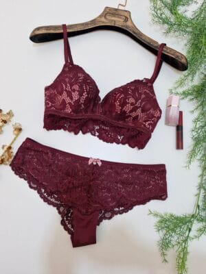 hunkmoller-un wied-32c  s