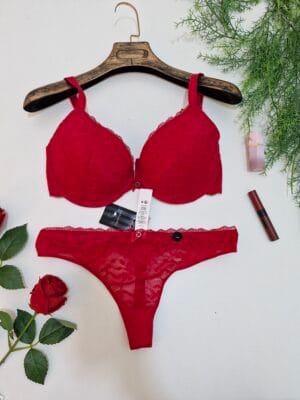 hunkmoller-pushup-38d-L