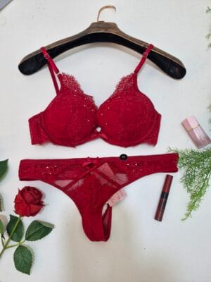 hunkmoller  push up  (36b-m)